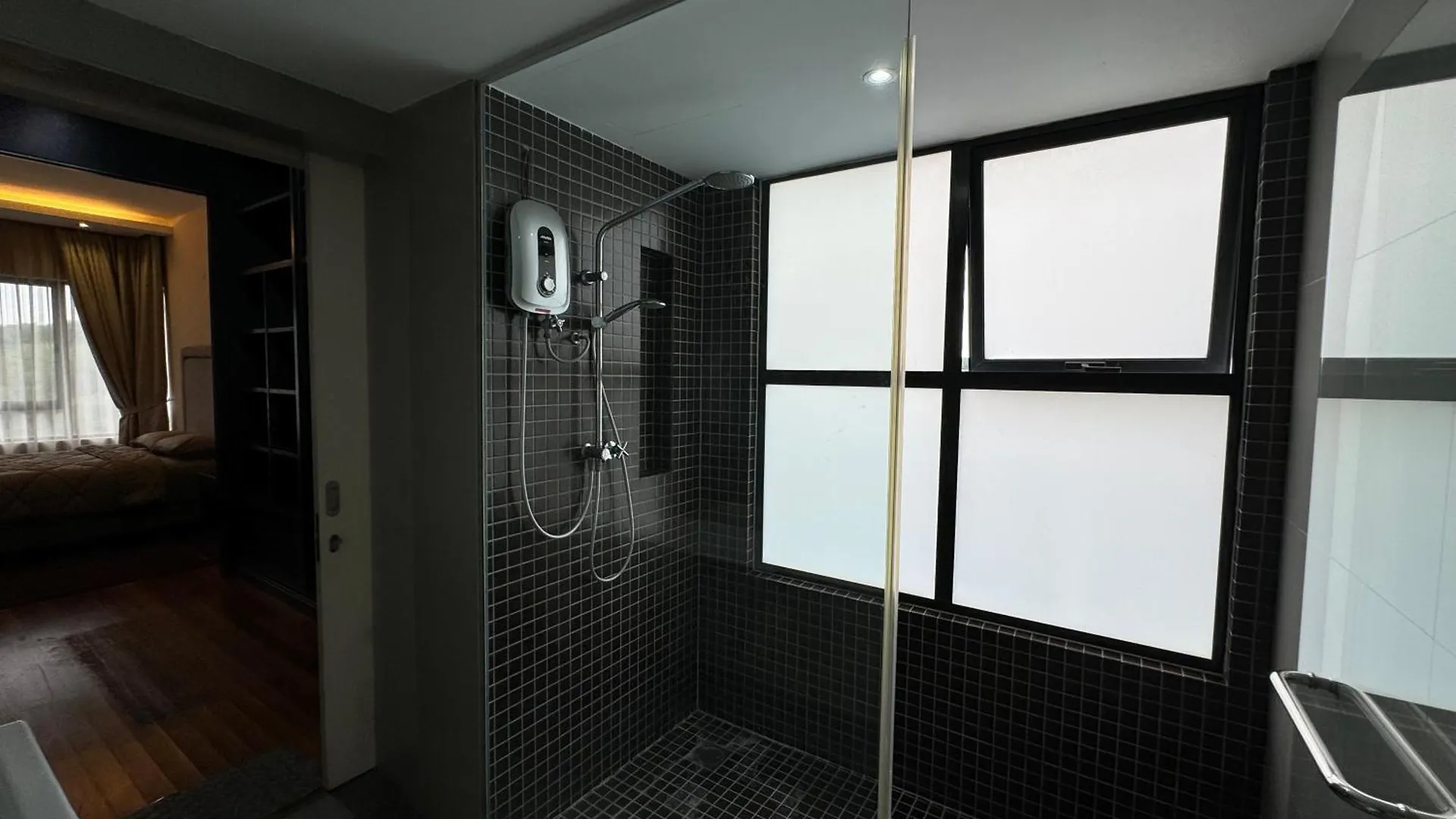 Renai Bukit Jelutong Home Shah Alam Ma­lay­sia
